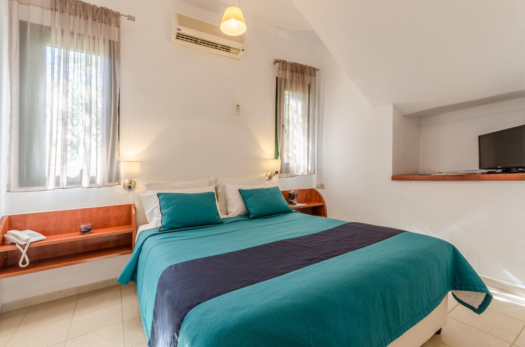 Pela Mare Hotel Agia Pelagia  Luaran gambar